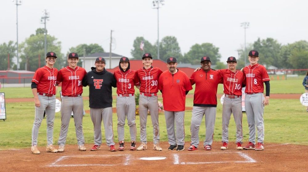 todd-baseball-senior-night-13-2