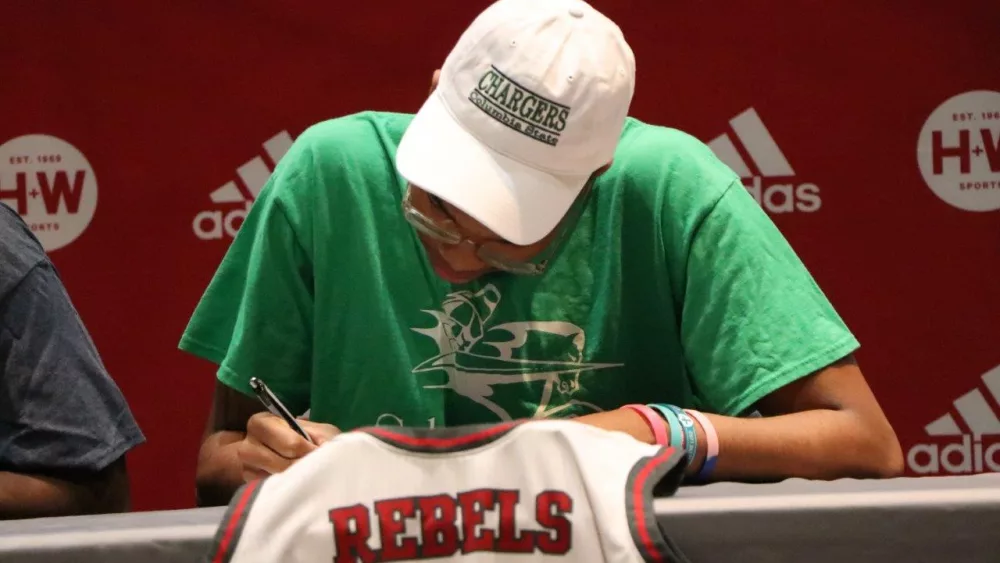 jamison-glass-signing-35-2