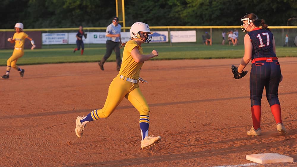 PHOTOS – Caldwell Lady Tigers 16 Hopkins Central 1 | Your Sports Edge 2021
