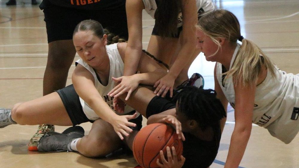 plex-madisonville-vs-hopkinsville-girls-41-2