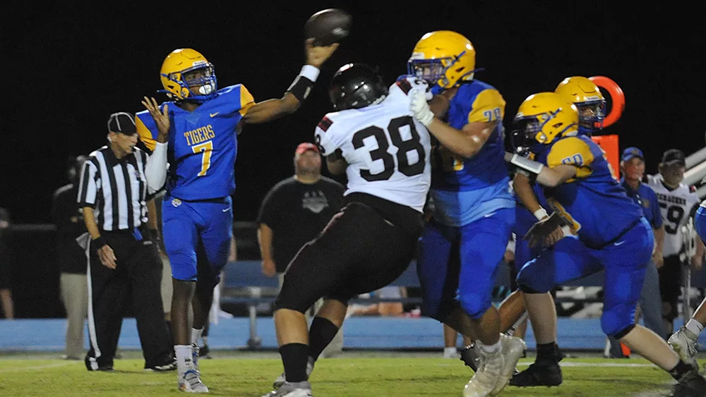 caldwell-mccracken-football-2