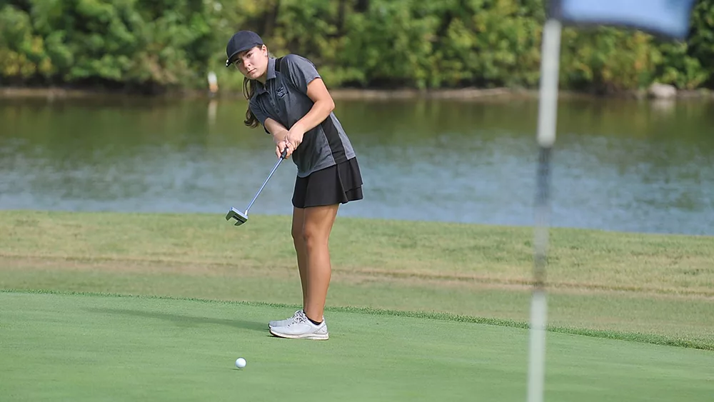 emma-dowell-at-regional-golf-tournament