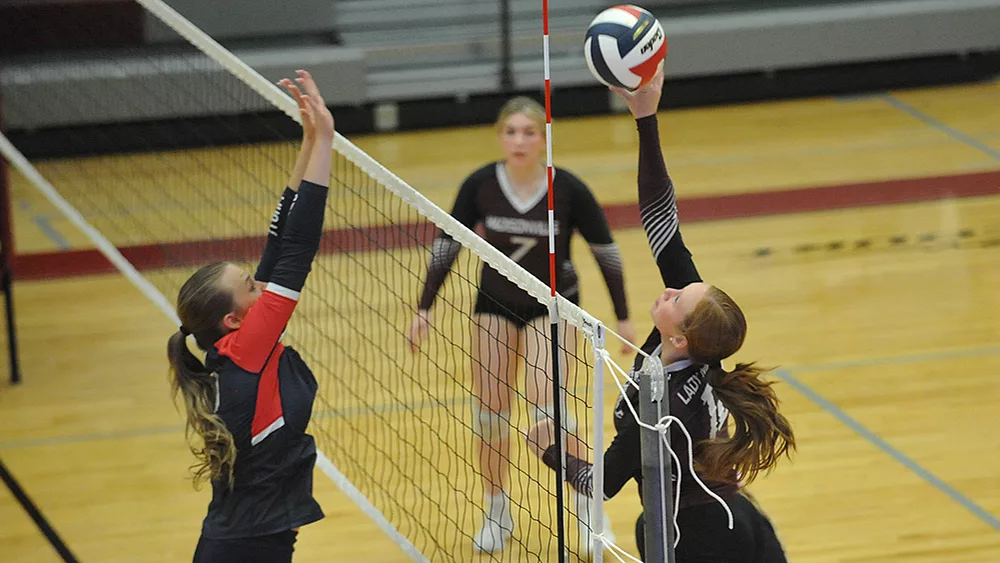 madisonville-hopkins-central-volleyball-2