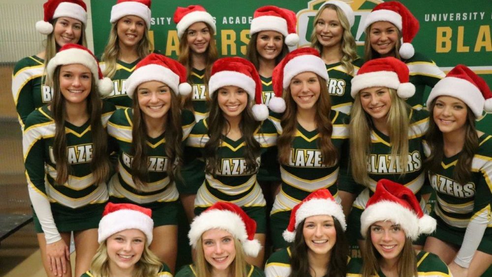 uha-cheer-xmas-13-2