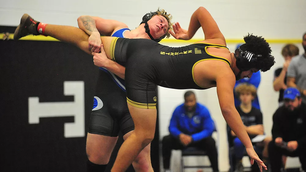 fort-campbell-wrestling-at-armstrong