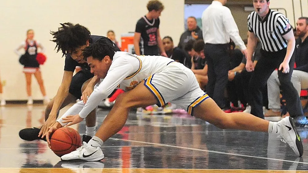 kam-spikes-vs-hopkins-central