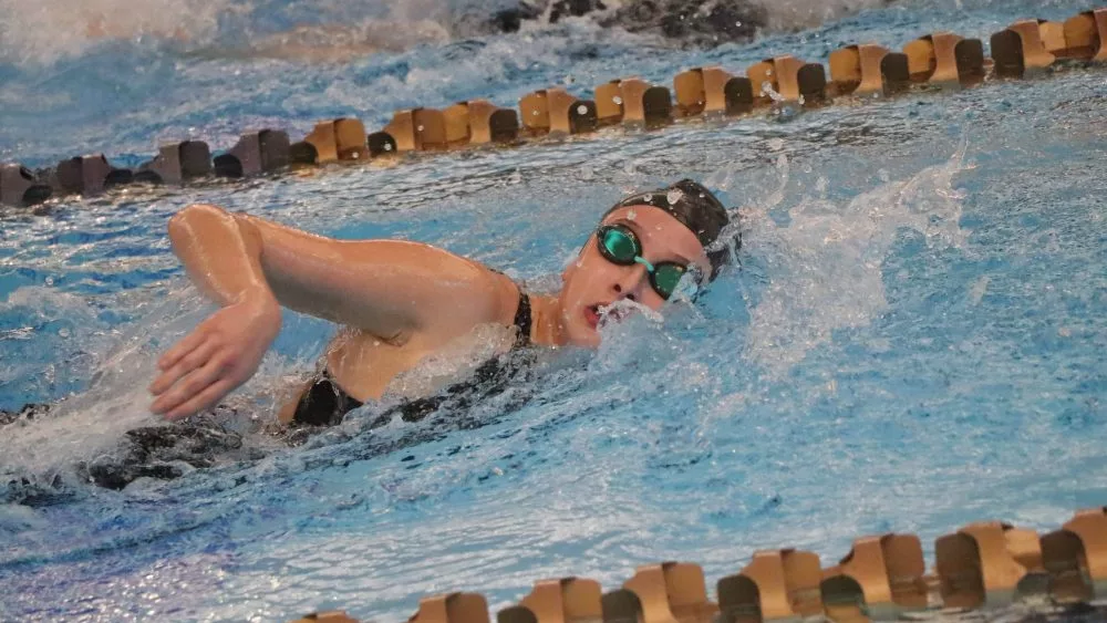 madisonville-girls-swim-at-state-121-2