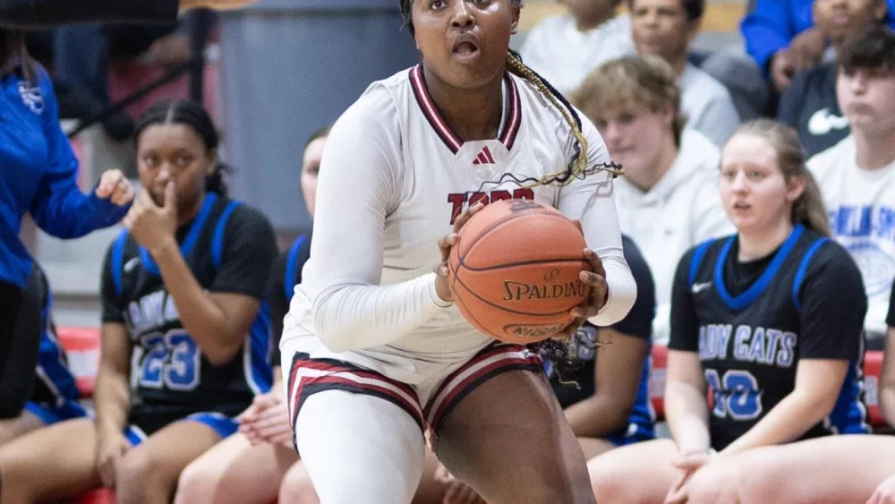 lady-rebels-8-5