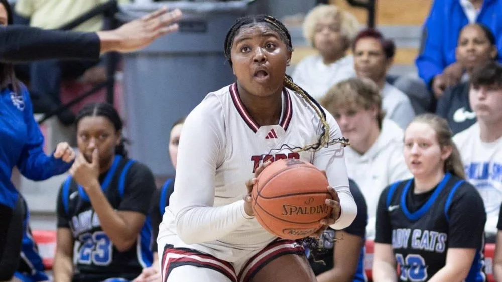 lady-rebels-8-5