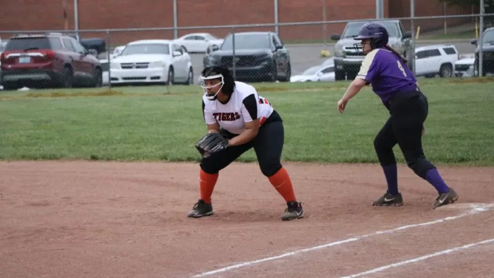 hoptown-softball-24