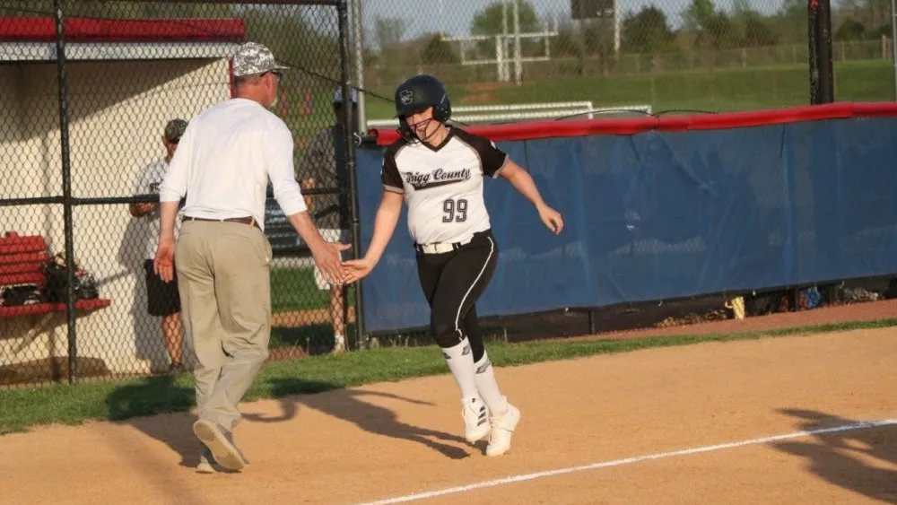 lady-cols-lady-wildcats-19-2