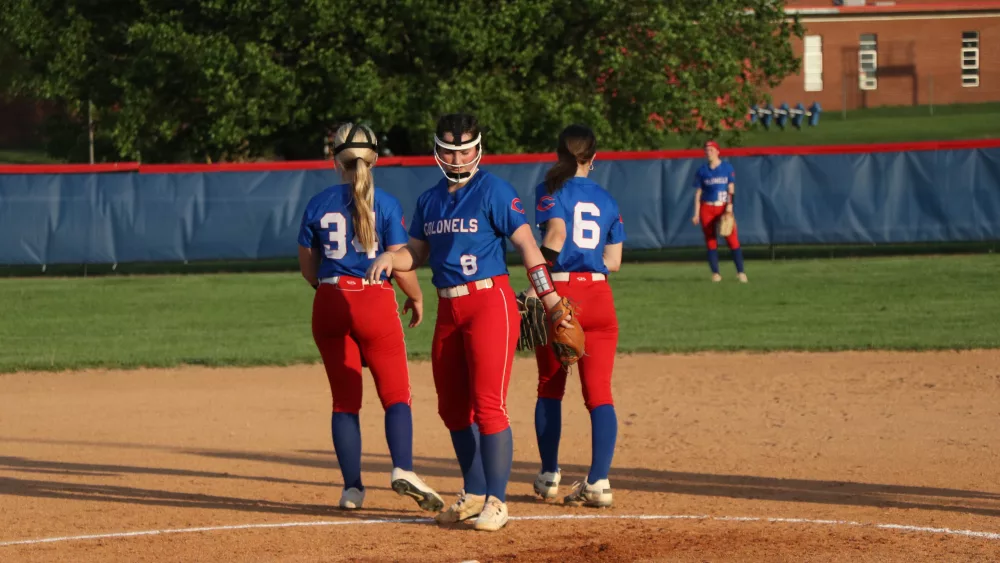 lady-cols-lady-wildcats-15-2