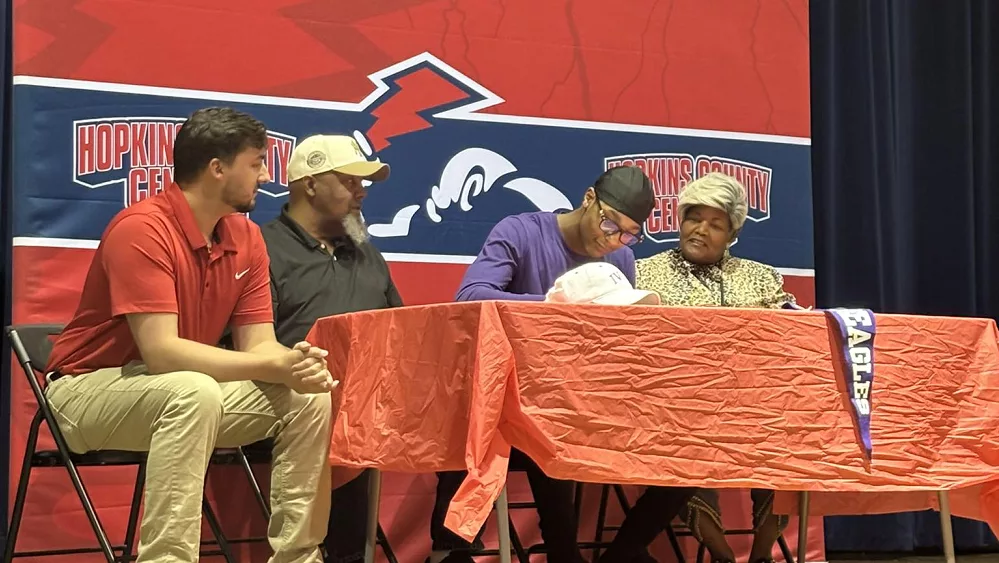 hopson-signing