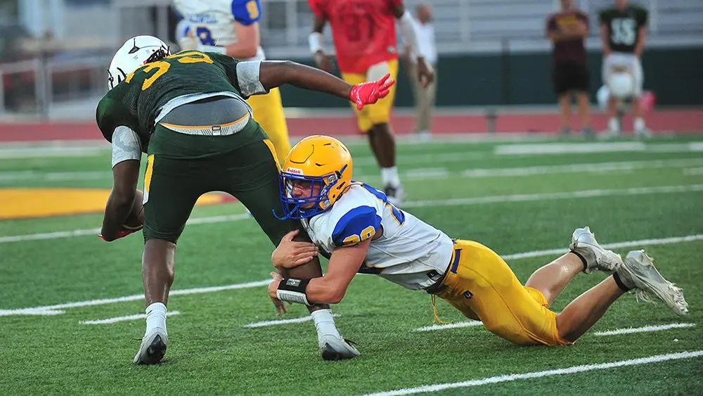 caldwell-greenwood-football