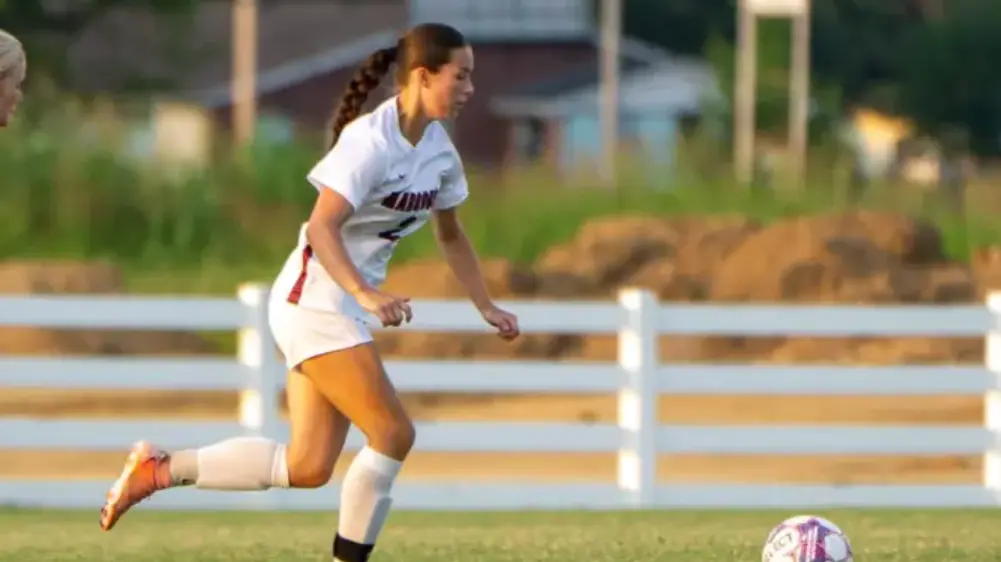 lady-maroons-hendo-file