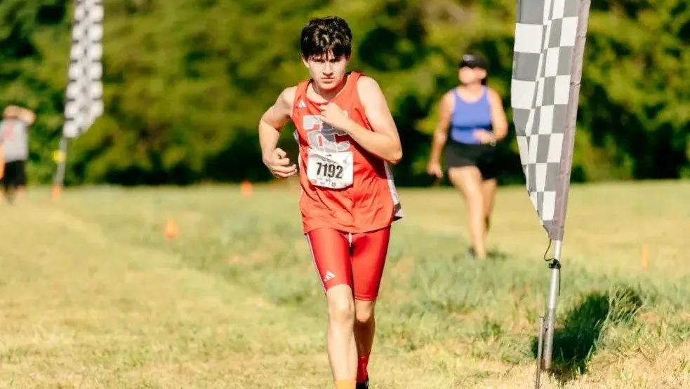 fenton-dawson-pics-127-ezgif-com-webp-to-jpg-converter