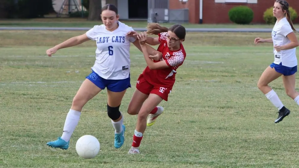lady-rebels-soc-vs-f-s-17-2