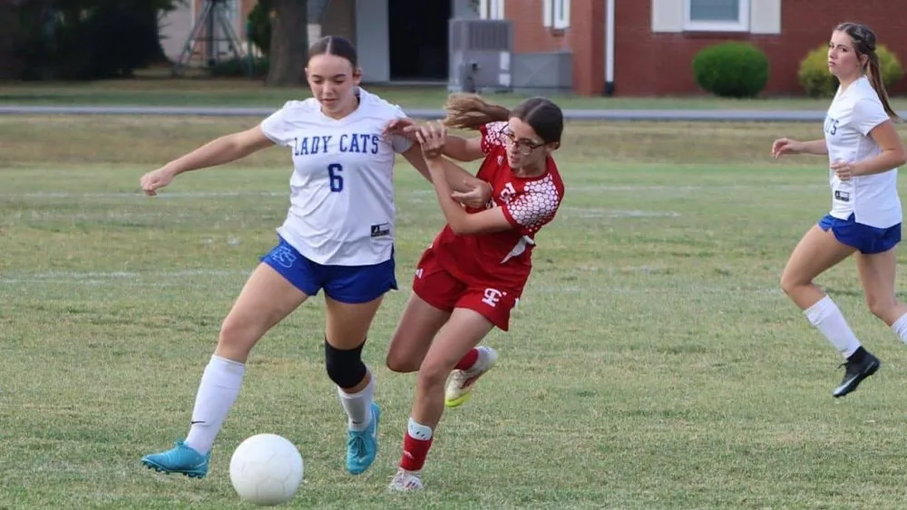 lady-rebels-soc-vs-f-s-17-2