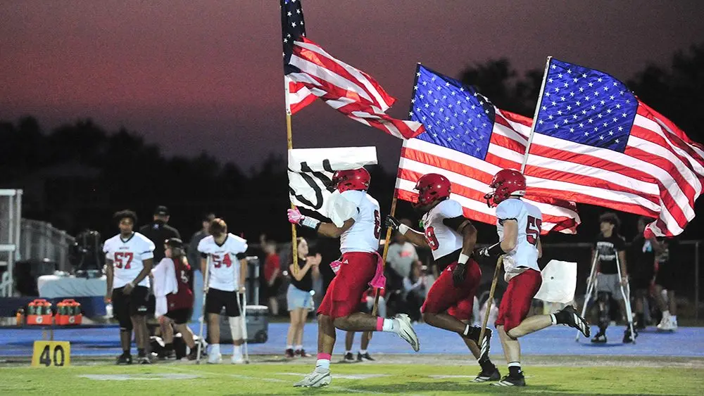mayfield-with-flags