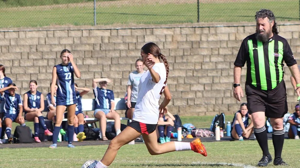 lady-rebels-lady-cougars-27-4