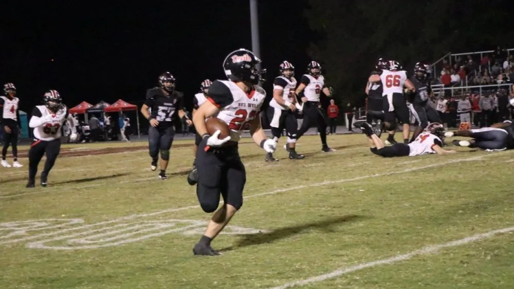 maroons-red-devils-38-2