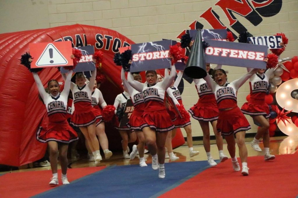 PHOTOS – Hopkins County Central Cheer at 'Storm the Floor' | Your ...