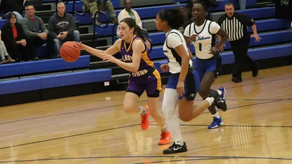 lyon-fort-girls-26-2