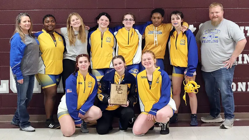 caldwell-girls-wrestling-at-henderson-duals