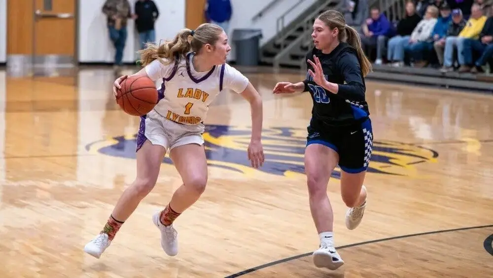 lyon-crittendendsc06776-ezgif-com-resize