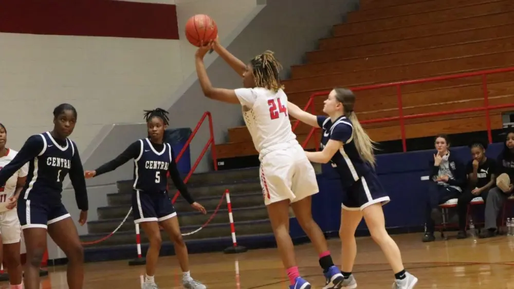 christian-warren-central-12-2