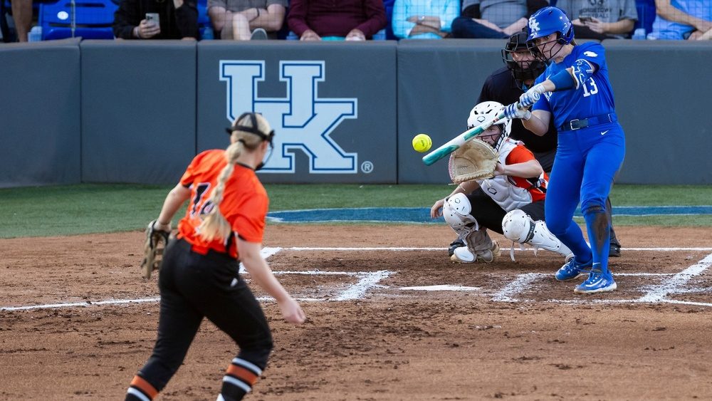 softball_1000x563_no_head_crop