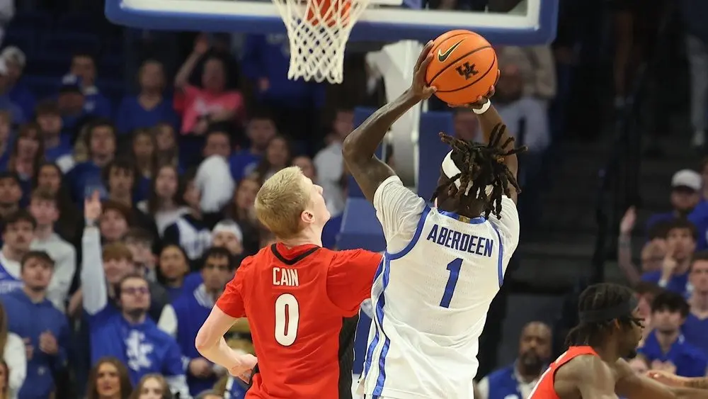 denzel_1000x563_crop_above_ball