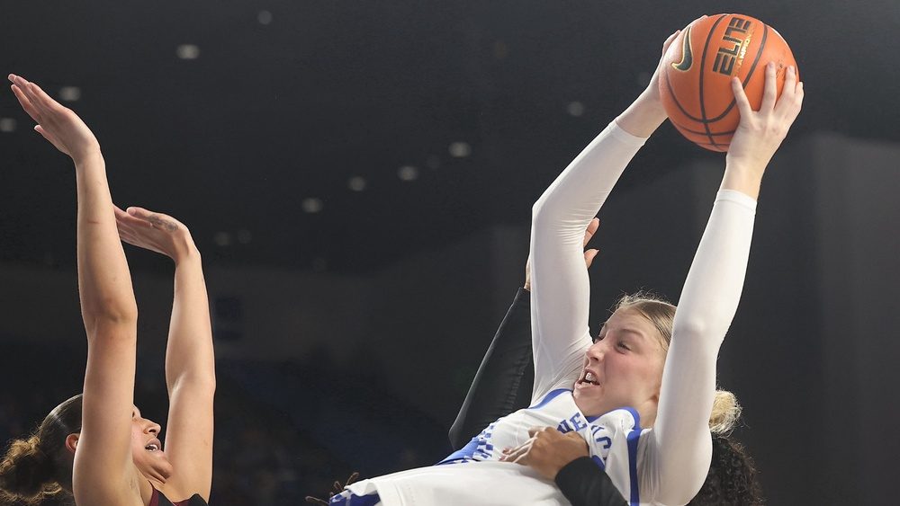 clara_fouled_1000x563_v3