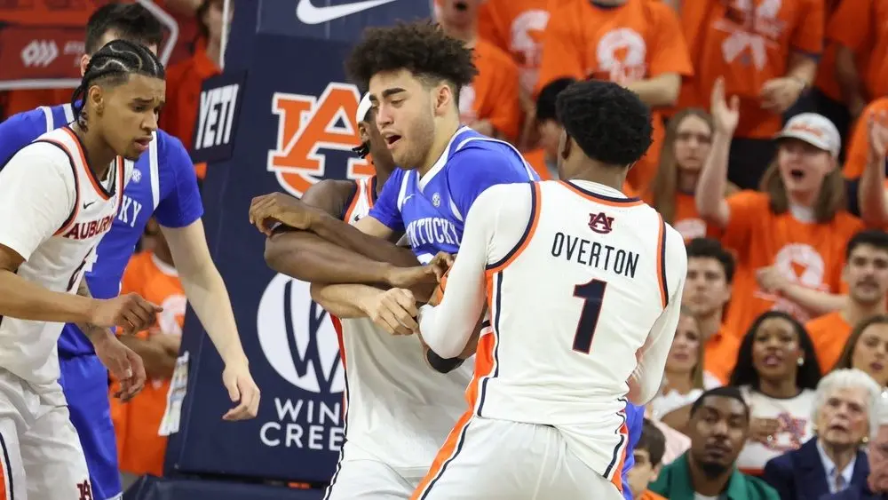 resized_1000x563_heads_just_above