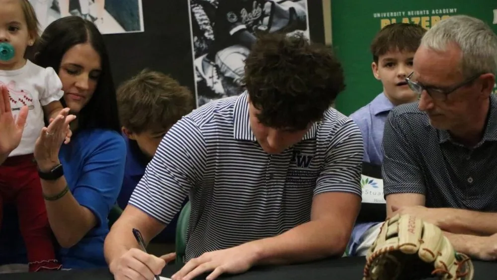 signing-march-6-48-2