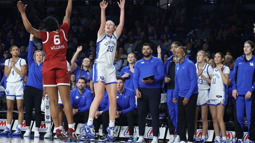 kk_carroll_shoots_bench_watches_1000x563