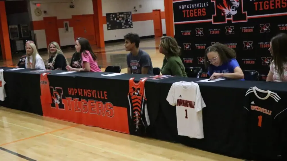 hhs-signing-20-2