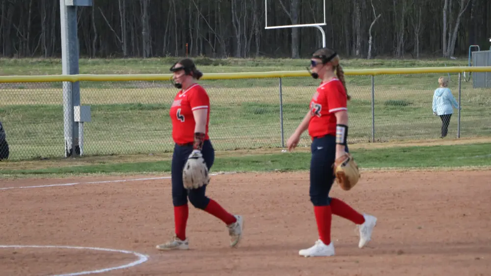 softball-mar-31-34-2