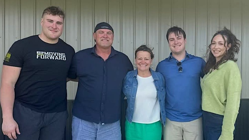 family_1000x563_highercrop