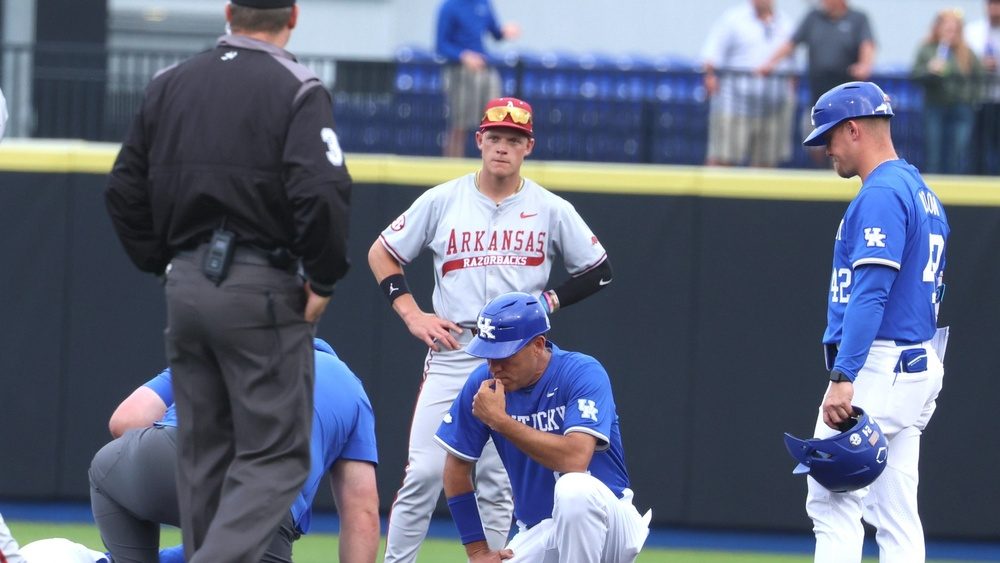 coach_hurt_vancleave_1000x563