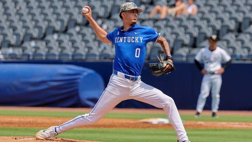 kentucky_pitcher_1000x563