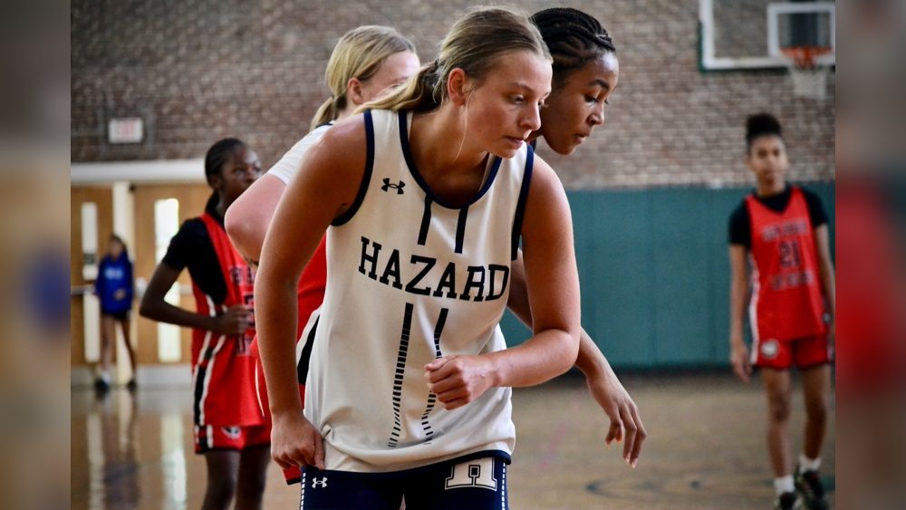 Hazard Junior Maddi Frohnapfel Embraces Competition to Prepare For Big Season