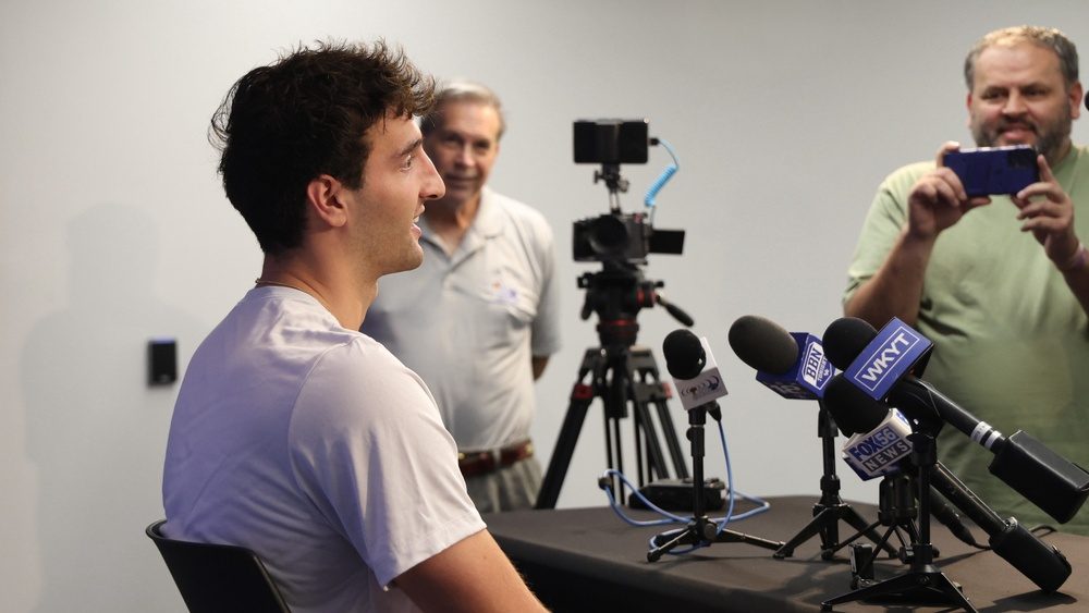 Playing With Pace Will Help Momcilovic at UK