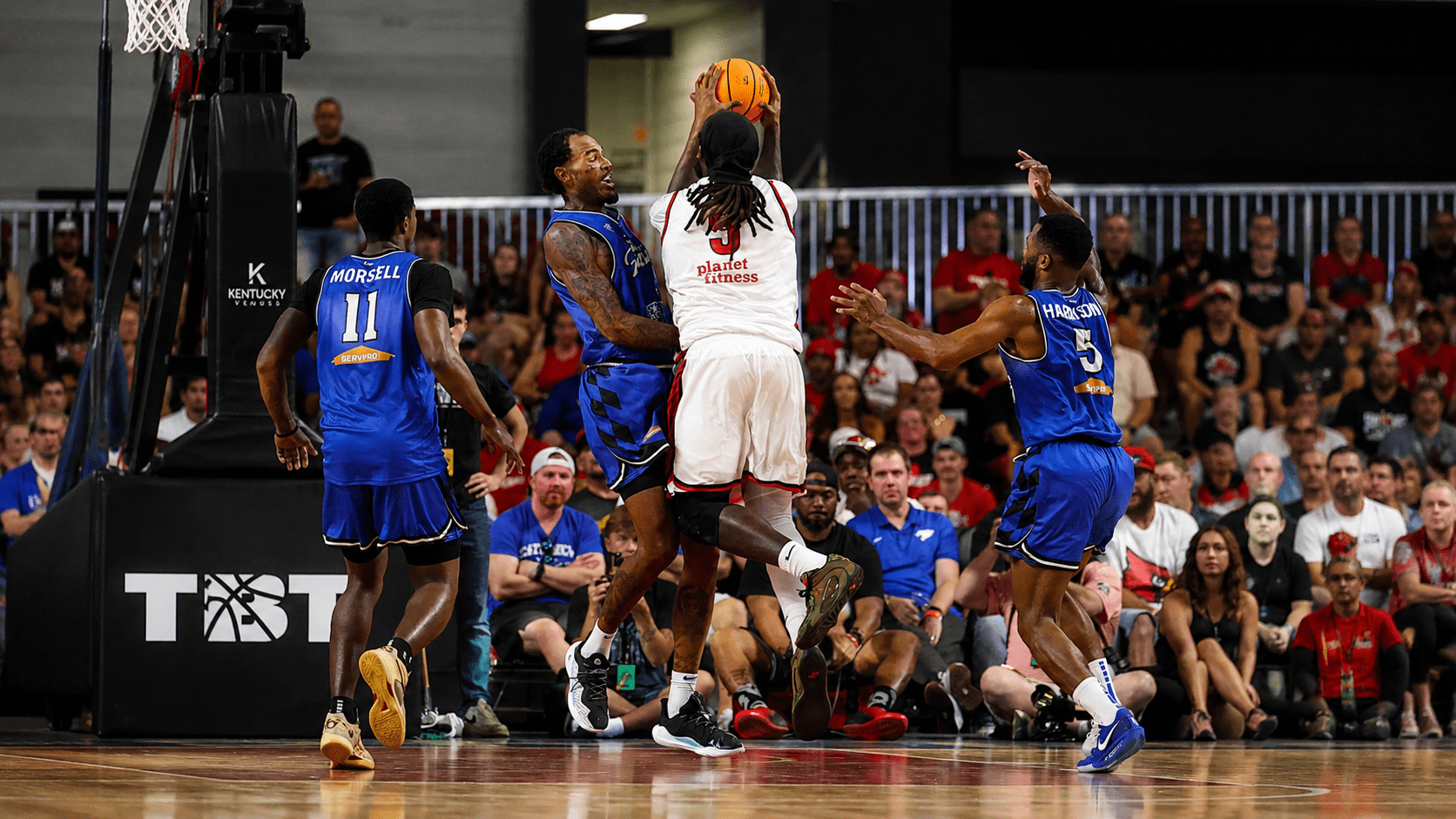 Harrell Dominates as ‘The Ville’ Routs ‘La Familia’