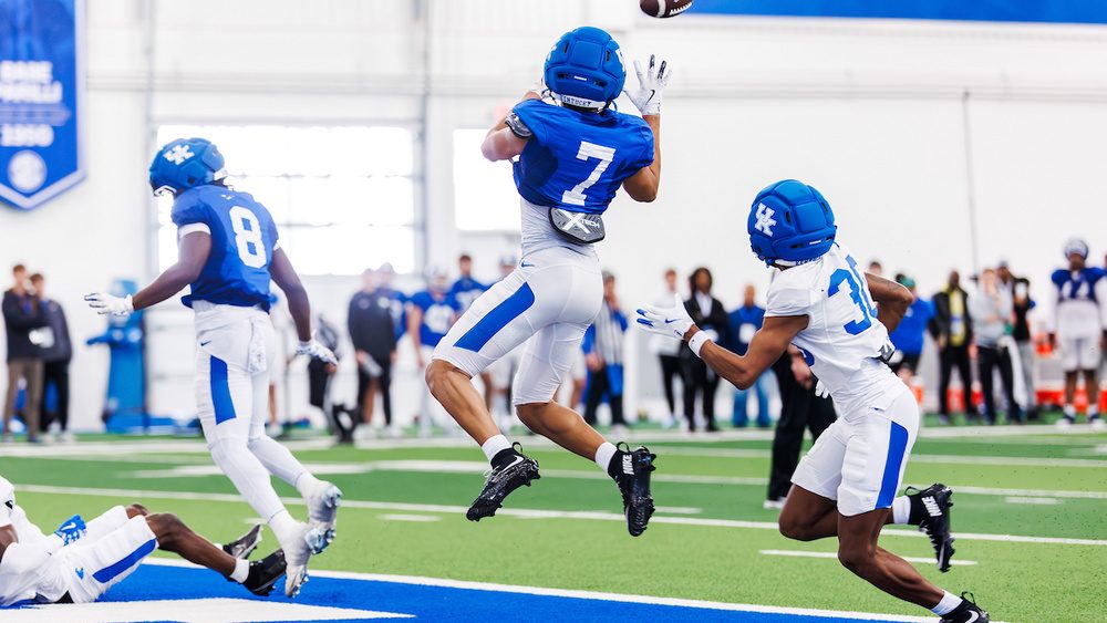 Sloan Likes UK Depth at Wide Receiver