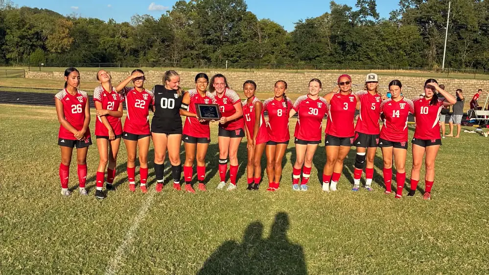 lady-rebels-win-2