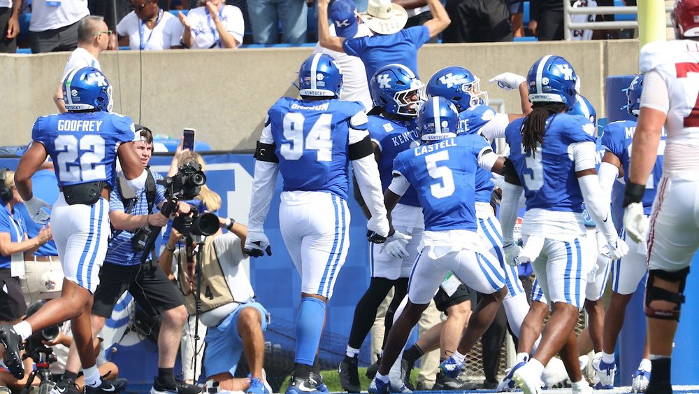 Alabama Far From Perfect But Still Overwhelmed Cats