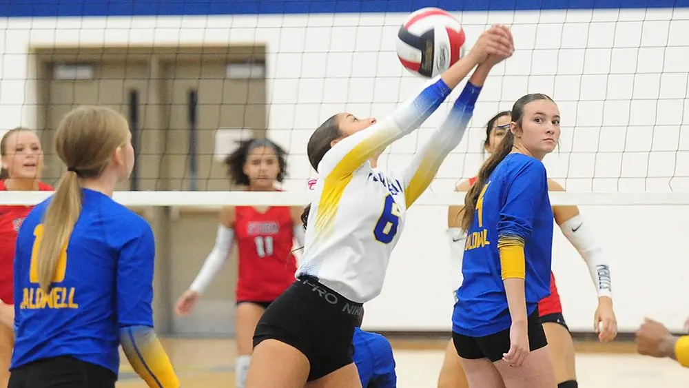 maddie-cooper-vs-hopkins-central