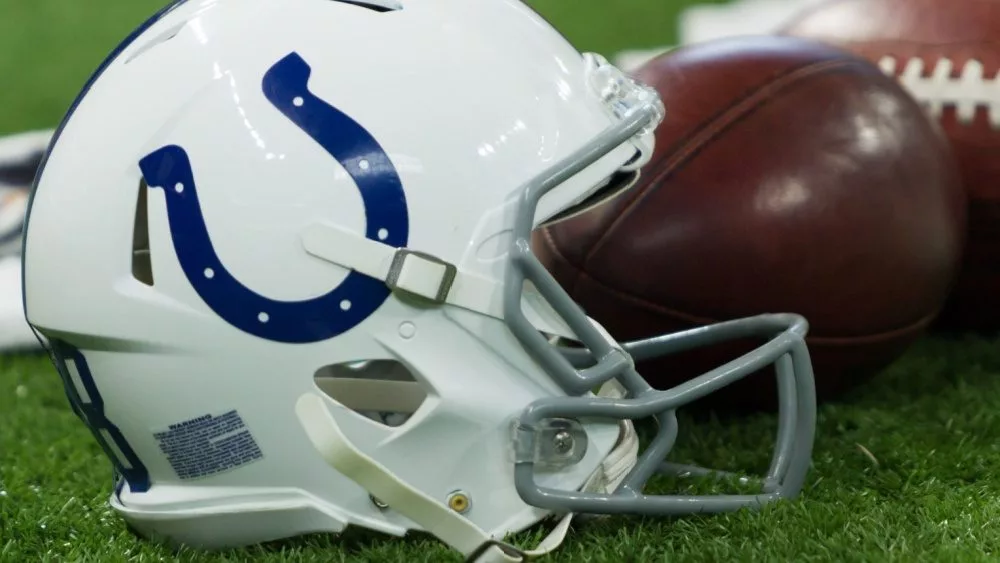 Colts helmet - Indianapolis Colts host the Oakland Raiders on 9/29/19 at Lucas Oil Stadium in Indianapolis IN-USA
