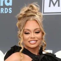 shutterstock_2212775917487948